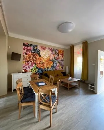 Apartment Galerie